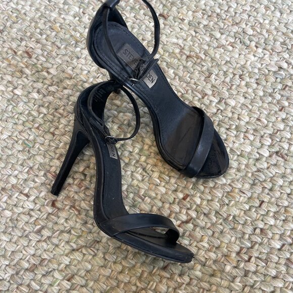 Steve Madden Stecy Women's Black Leather Strap Ankle High Heel Sandals Sz 5.5 - Picture 2 of 5